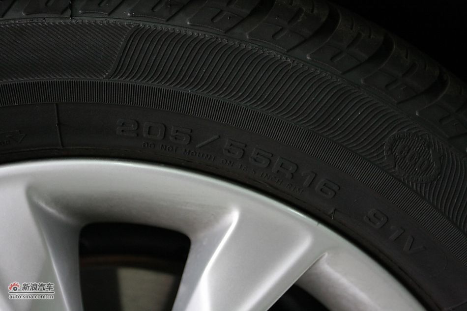 2010款高尔夫1.6L手动舒适型