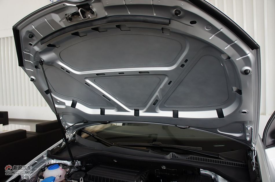 2011款高尔夫1.6手动时尚型