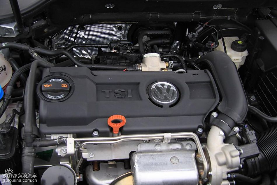一汽大众新高尔夫发动机实拍图
