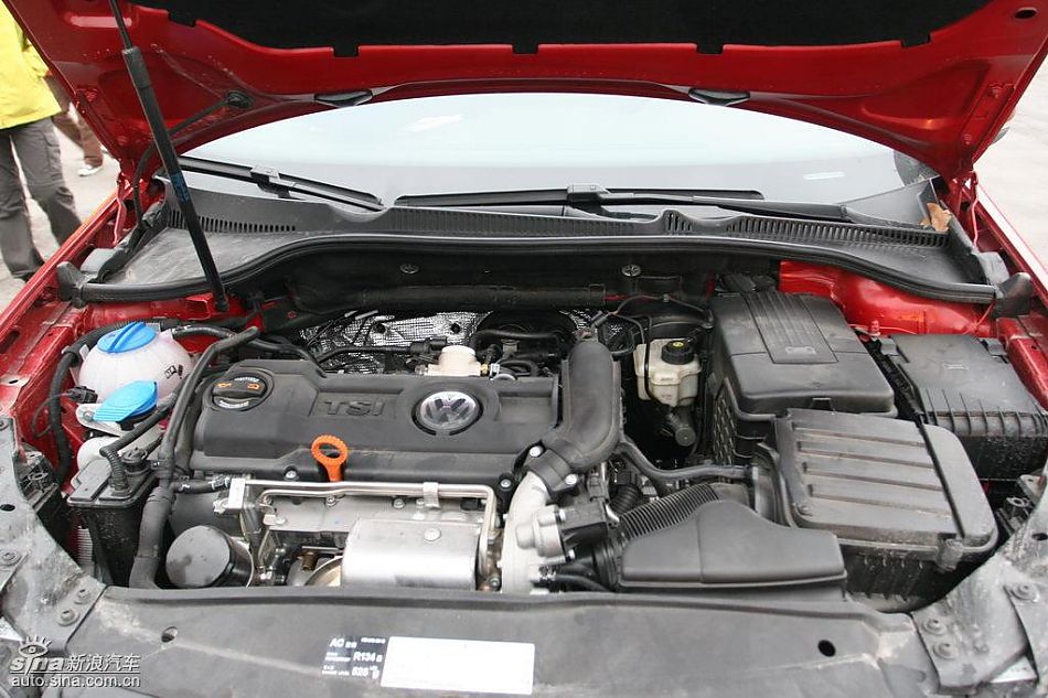 第六代高尔夫发动机和底盘悬挂