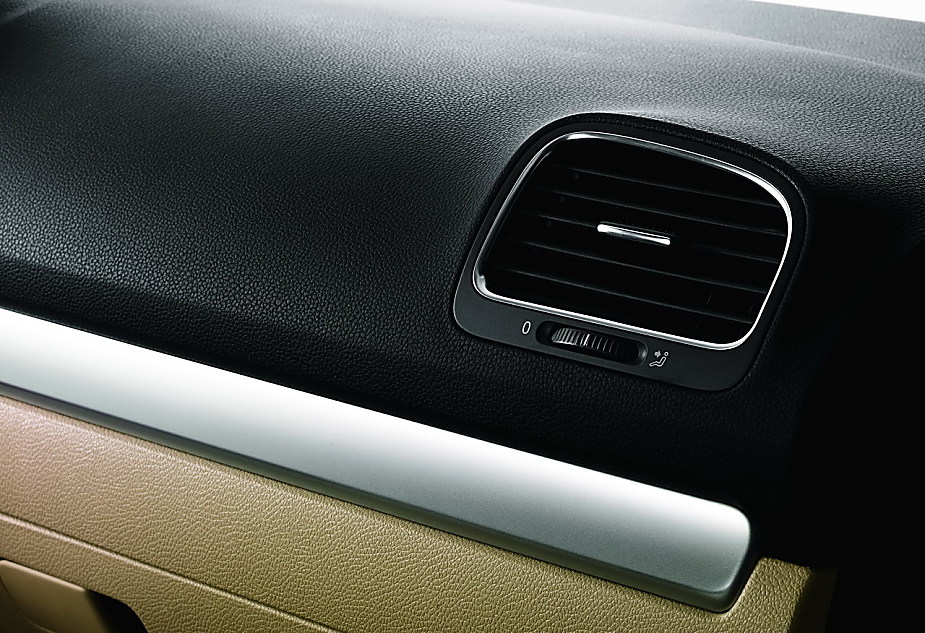 一汽大众新高尔夫六内饰资料图片