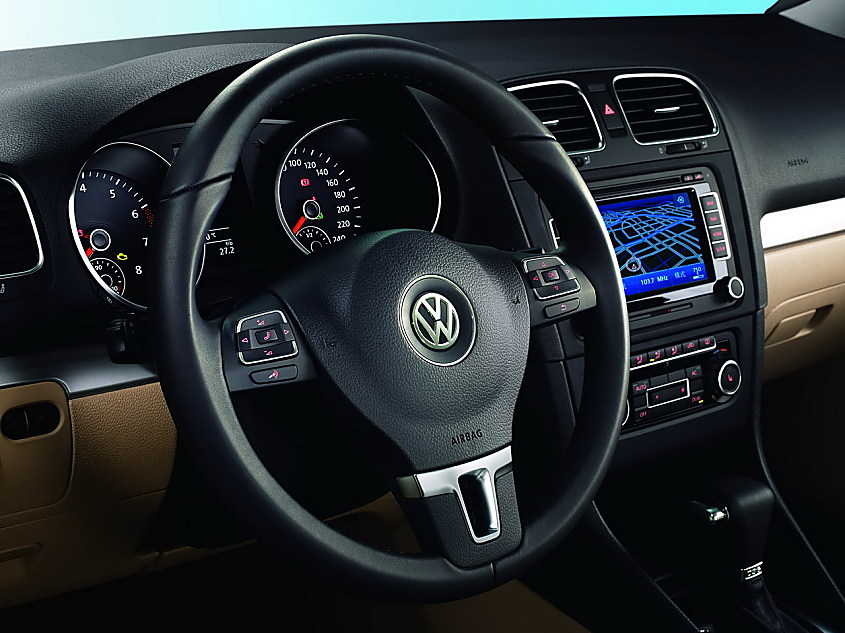 一汽大众新高尔夫六内饰资料图片