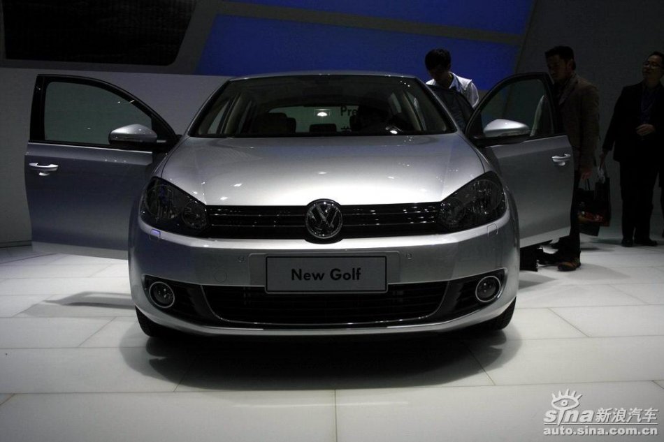 全新高尔夫