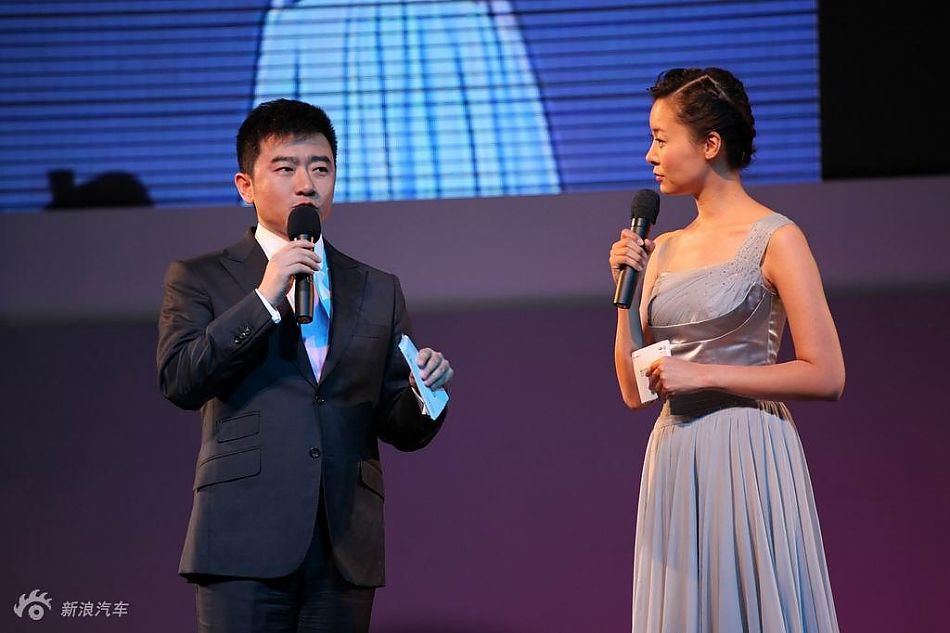 第六代高尔夫上市现场主持人