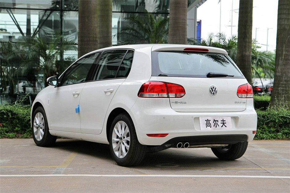 2012款高尔夫1.4T手动舒适版