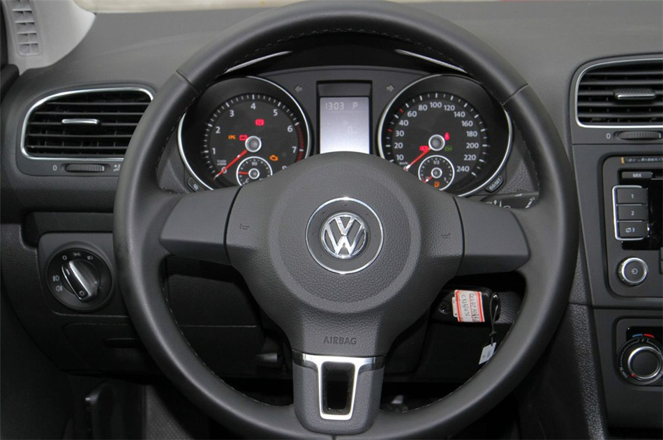 2012款高尔夫1.4T手动舒适版