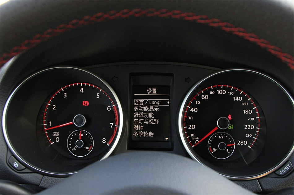 2012款高尔夫GTI 2.0T自动