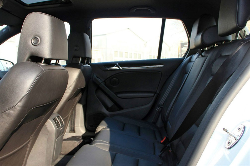 2012款高尔夫GTI 2.0T自动