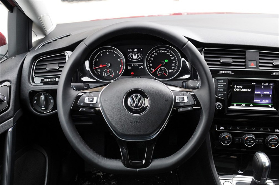 高尔夫7 2014款 1.4TSI DSG 旗舰型 内饰