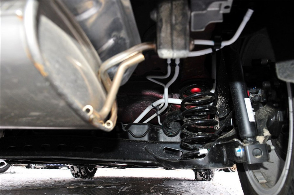 高尔夫7 2014款 1.4TSI DSG 旗舰型 引擎底盘