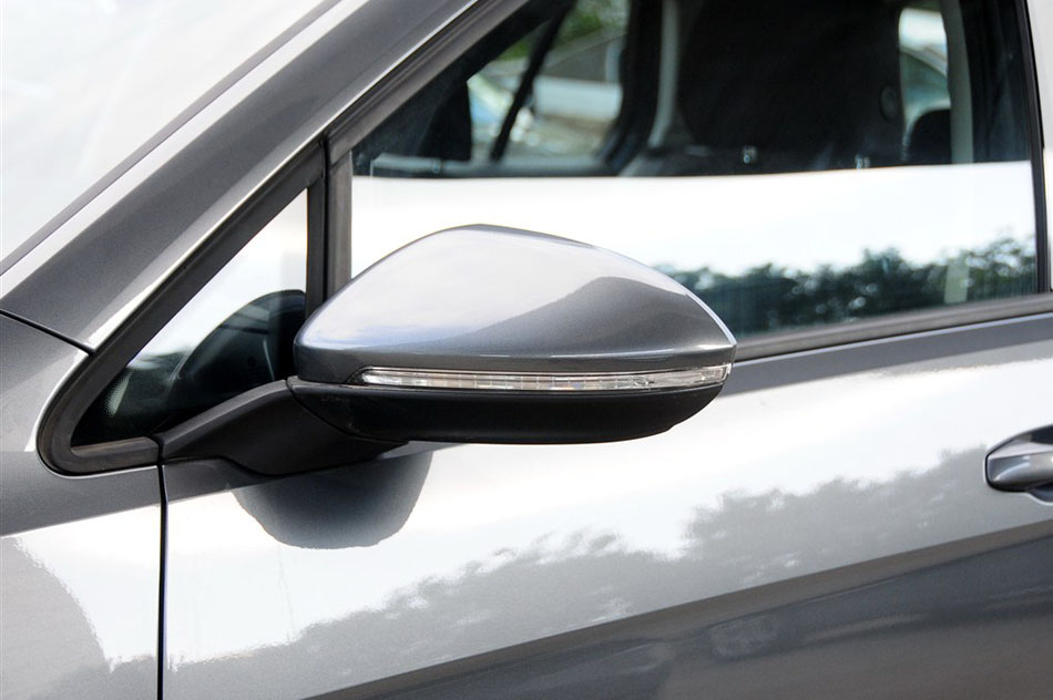 2015款 1.6L 自动时尚型 其他