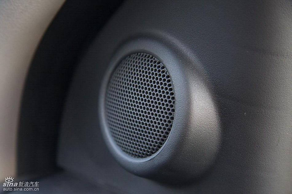 雨燕1.5VVT试驾实拍图内饰