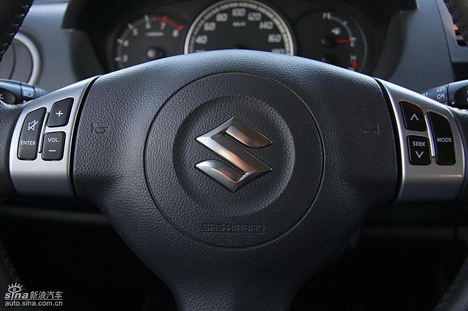 雨燕1.5VVT试驾实拍图内饰