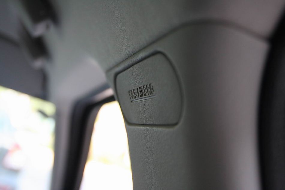 铃木新雨燕1.5L实拍图