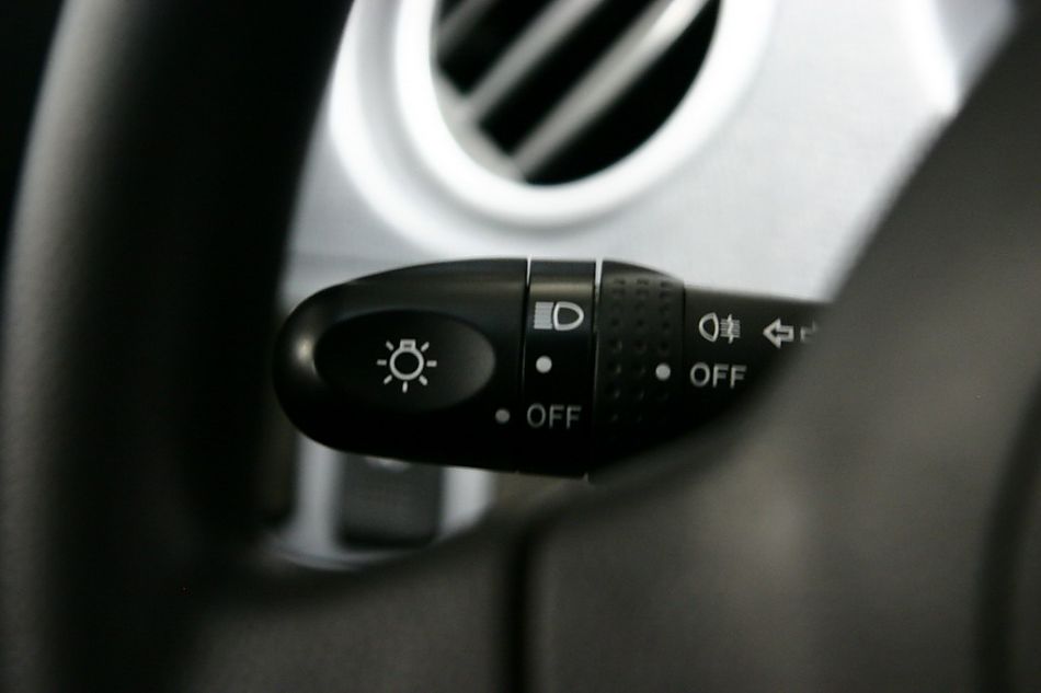 长安铃木雨燕内饰