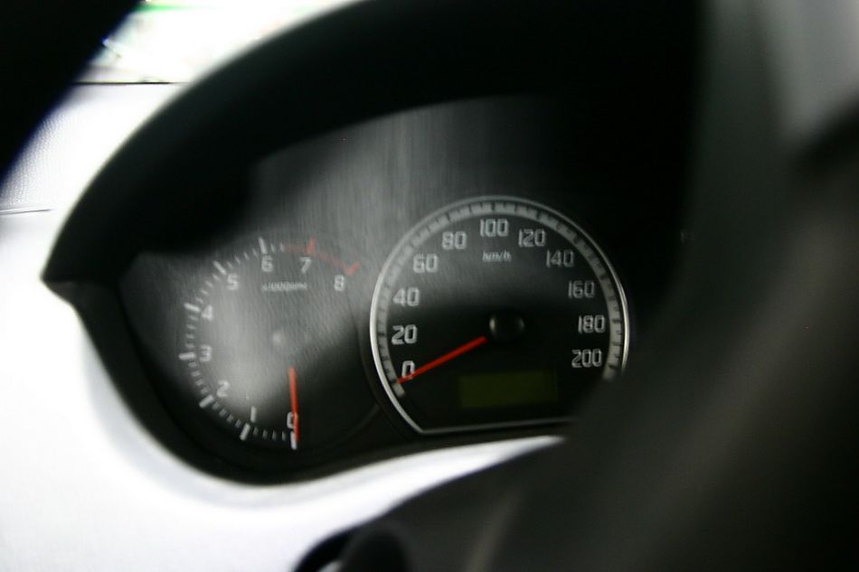 长安铃木雨燕内饰