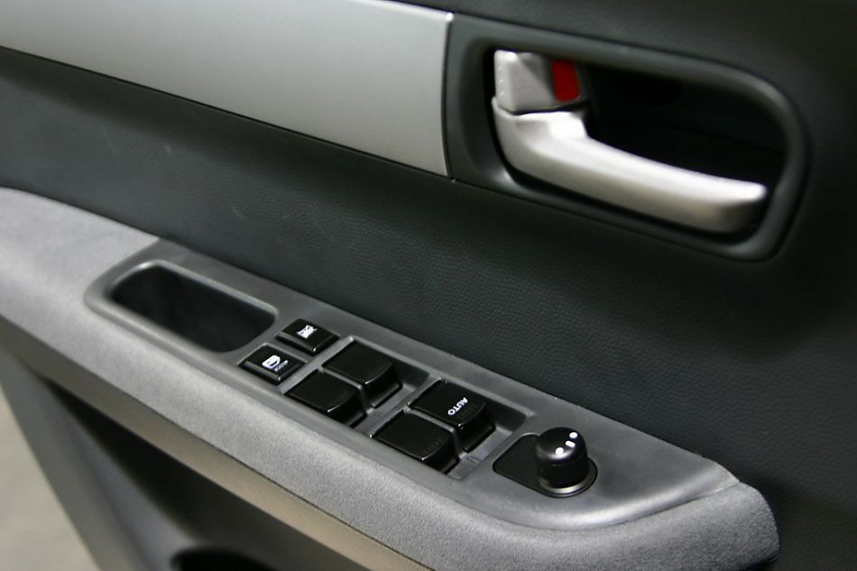 长安铃木雨燕内饰