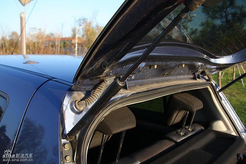 雨燕1.5VVT试驾实拍图其他细节