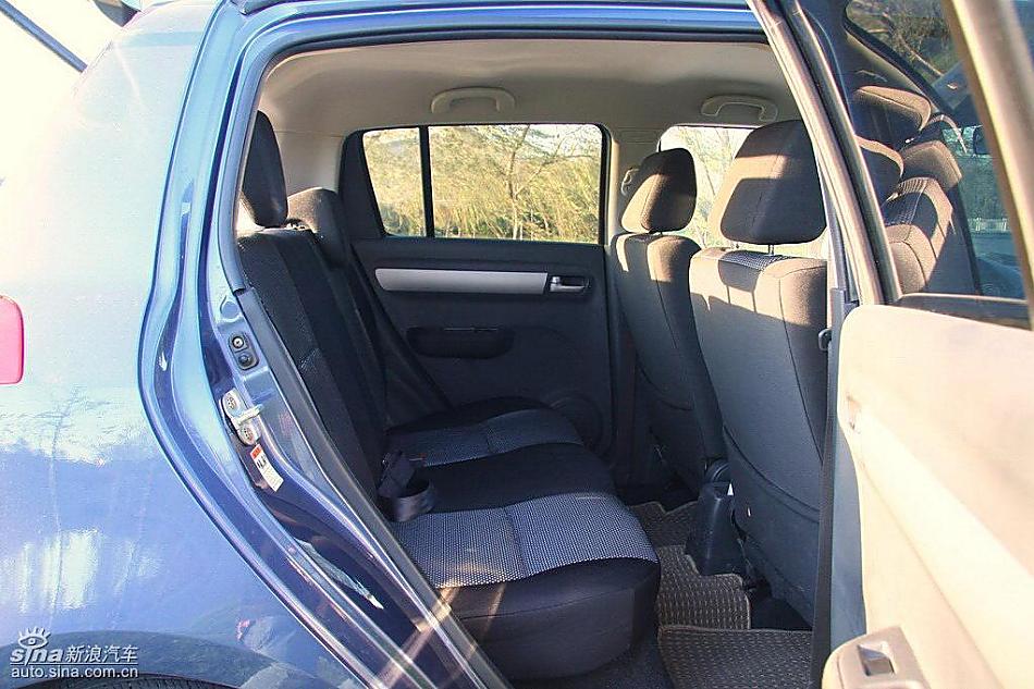 雨燕1.5VVT试驾实拍图其他细节