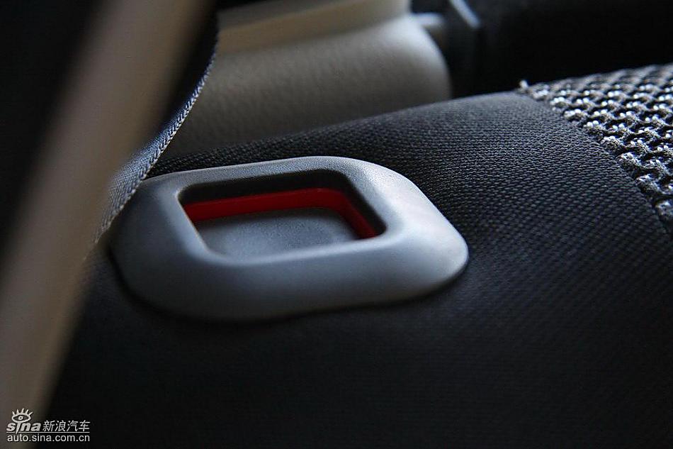 雨燕1.5VVT试驾实拍图内饰