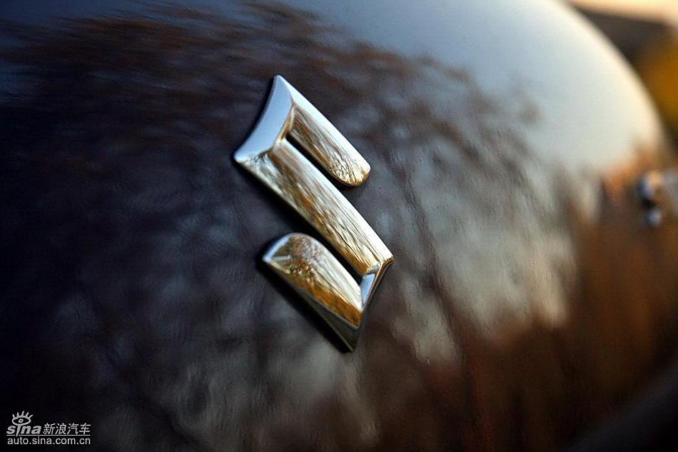 雨燕1.5VVT试驾实拍图外观