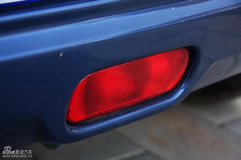 雨燕1.5VVT试驾实拍图外观