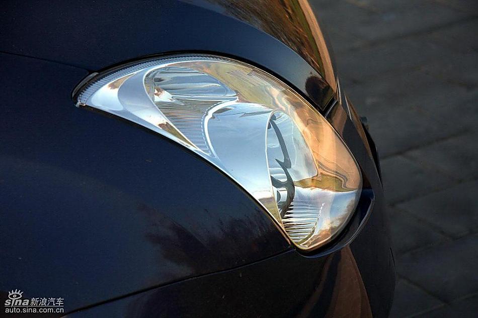 雨燕1.5VVT试驾实拍图外观