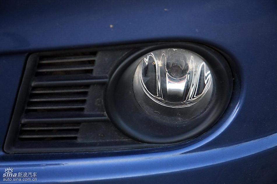 雨燕1.5VVT试驾实拍图外观