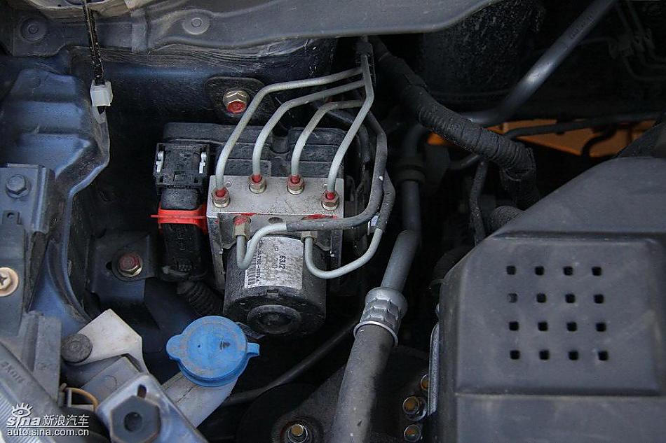 雨燕1.5VVT试驾实拍图其他细节