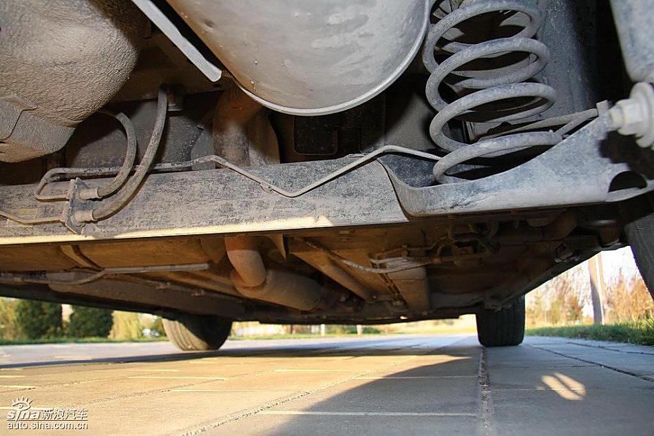 雨燕1.5VVT试驾实拍图其他细节