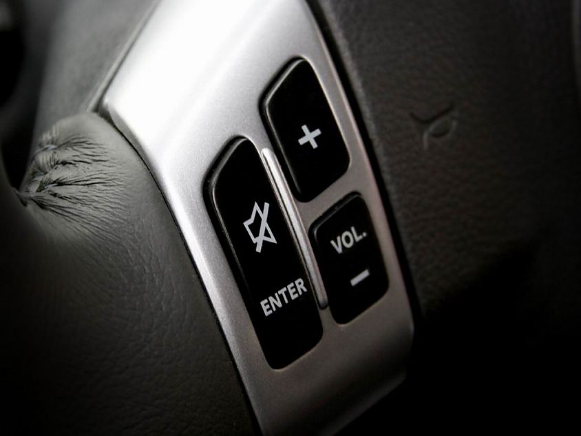 新雨燕1.5L超炫版