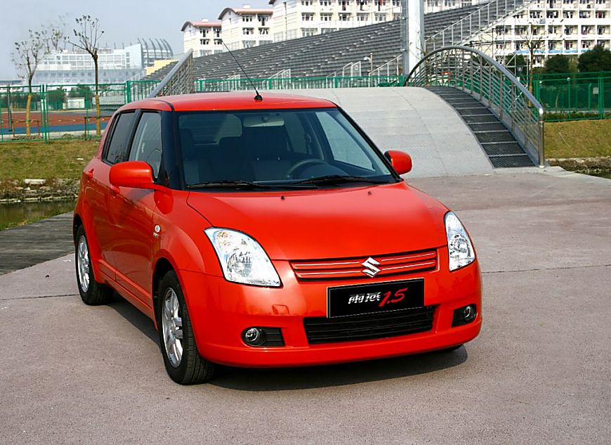 1.5L雨燕资料图片