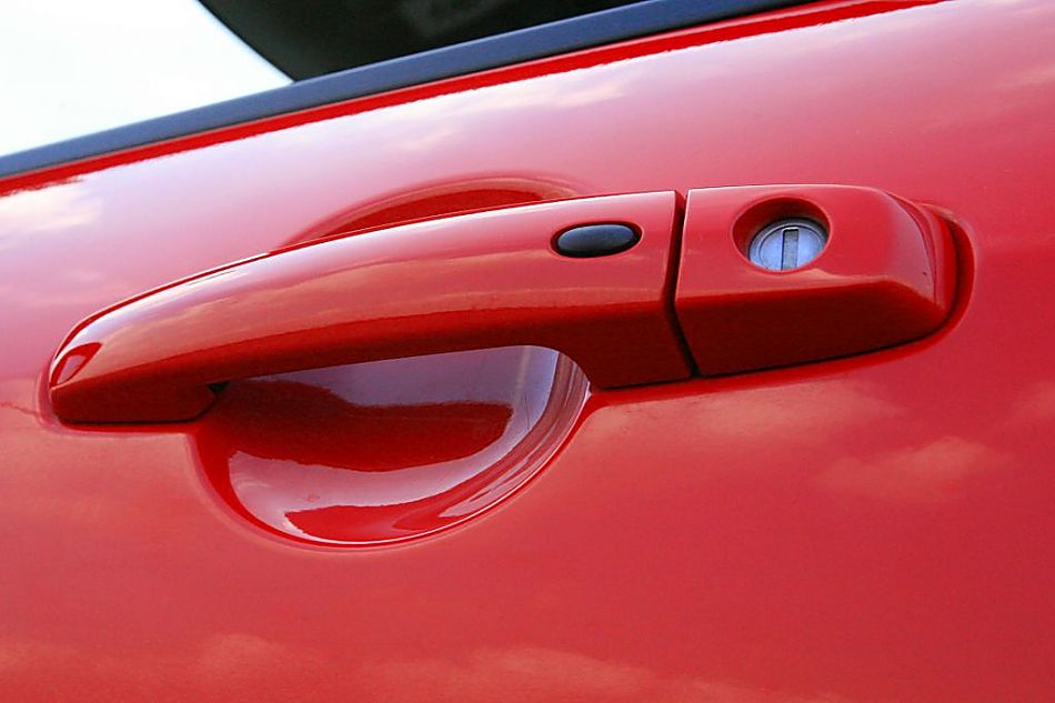 1.5L雨燕资料图片