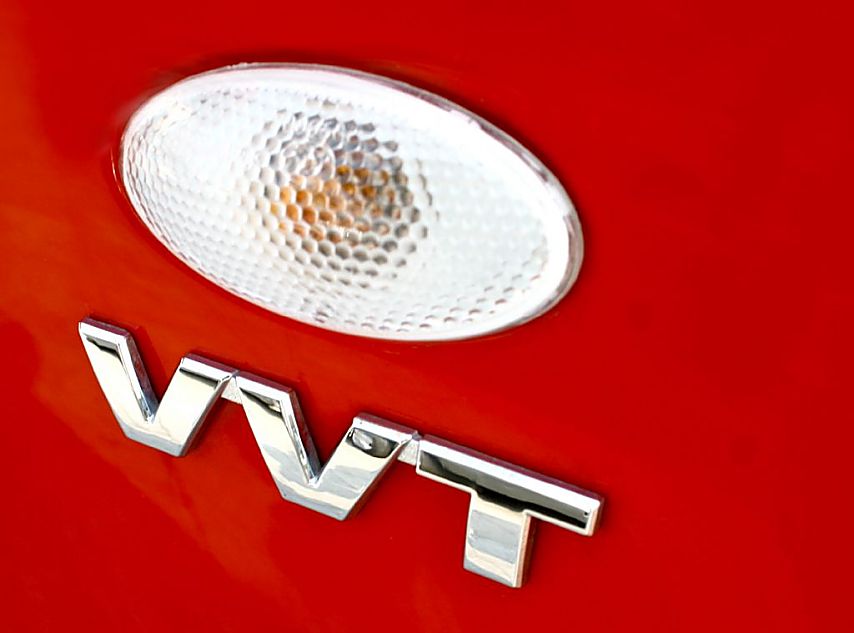 1.5L雨燕资料图片