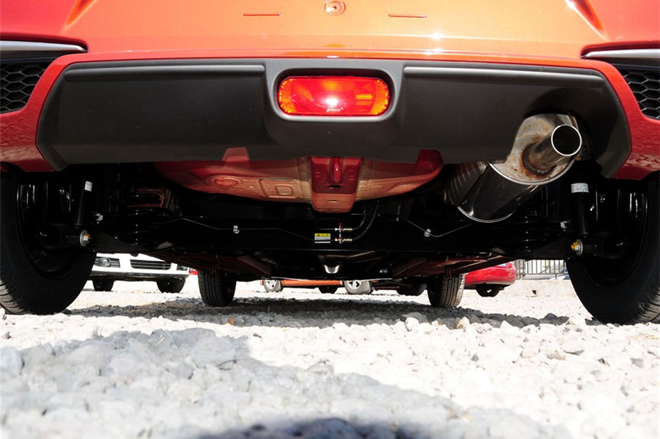 2013款雨燕1.3L手动超值版