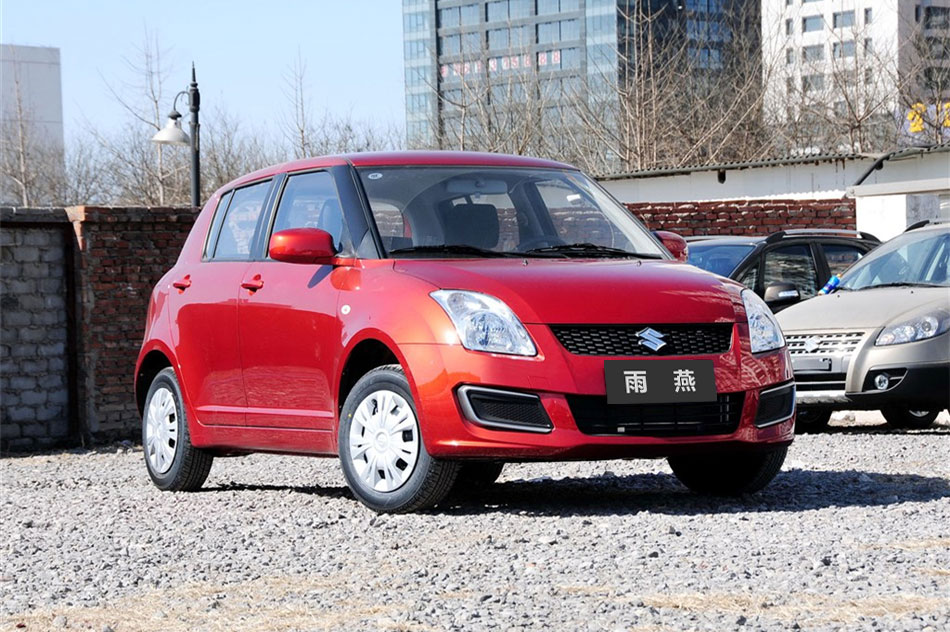 2013款雨燕1.3L手动超值版