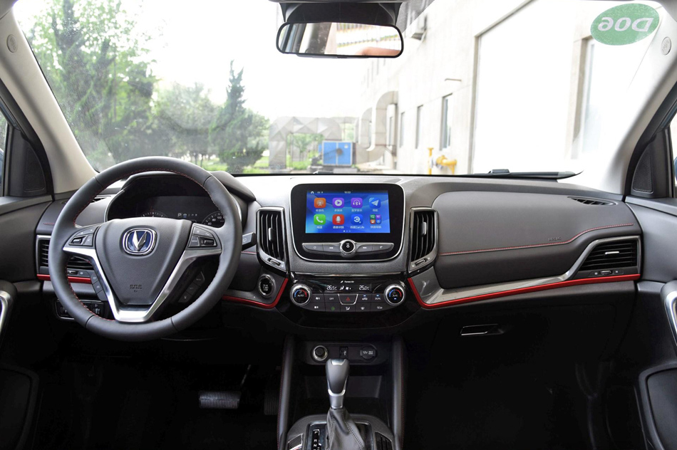 2017款 1.5T 自动炫耀型 内饰