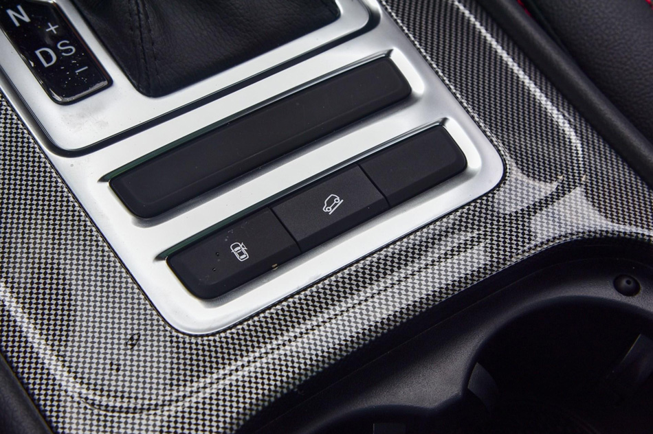 2018款 1.5T 自动蓝动型 内饰