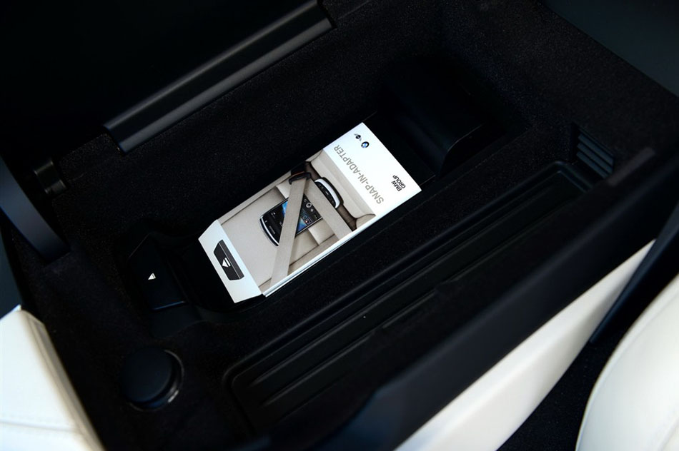 2014款 标准型 座椅空间