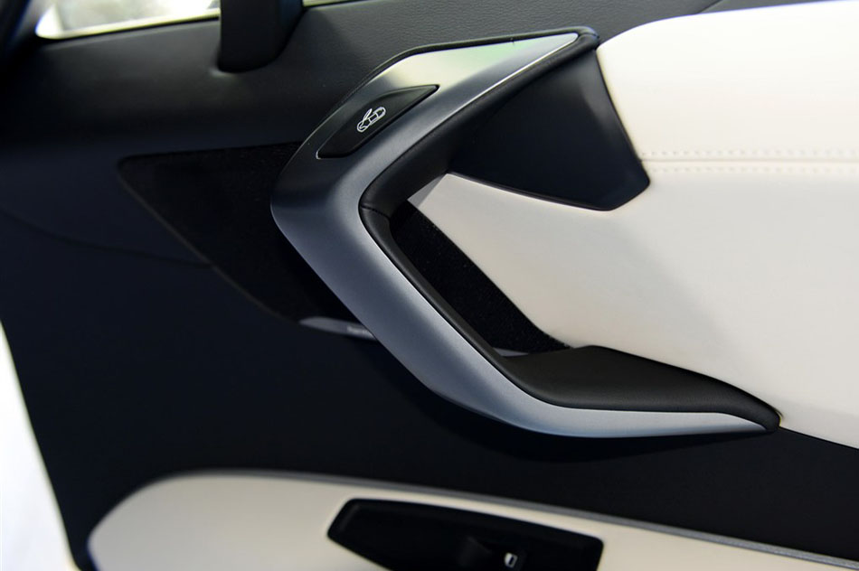 2014款 标准型 座椅空间