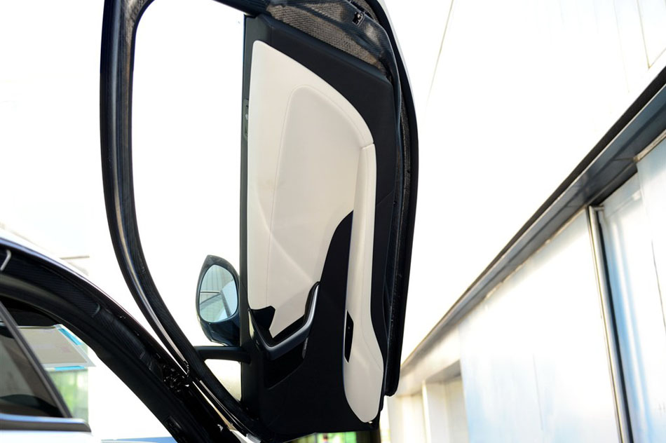 2014款 标准型 座椅空间