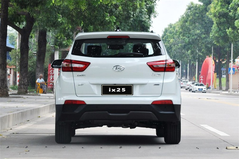 现代ix25 两驱 2015款 1.6L AT 尊贵型 外观