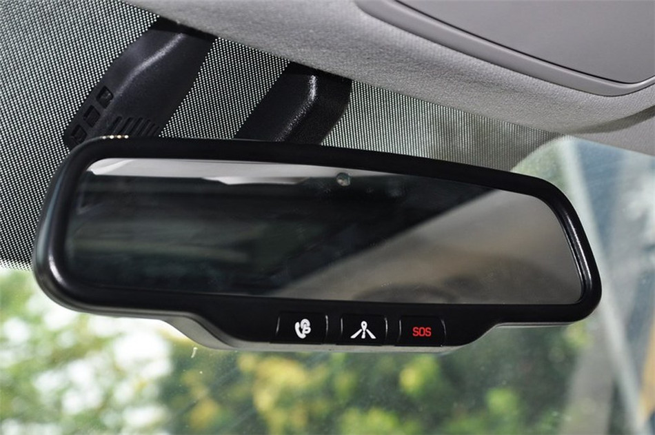 现代ix25 两驱 2015款 1.6L AT 尊贵型 座椅空间