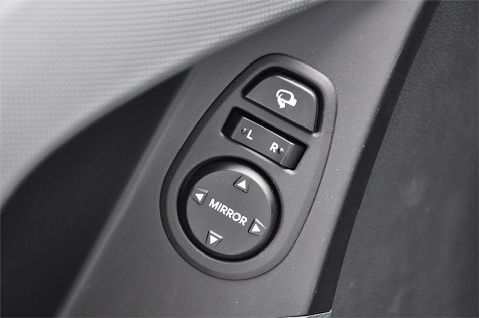 ִix25  2015 1.6L AT  οռ