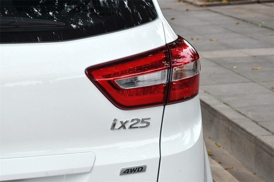 现代ix25 两驱 2015款 1.6L AT 尊贵型 其他