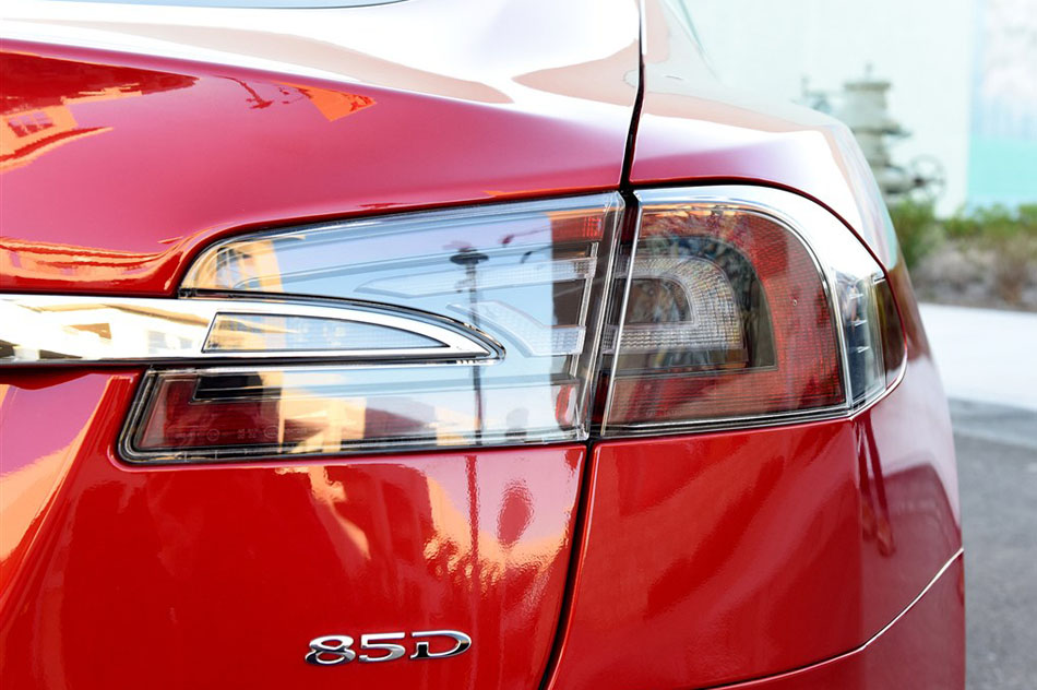2015 MODEL S 85D ϸ