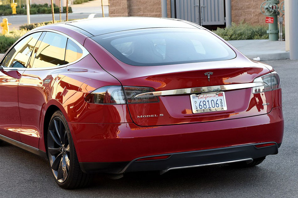 2015 MODEL S 85D ϸ
