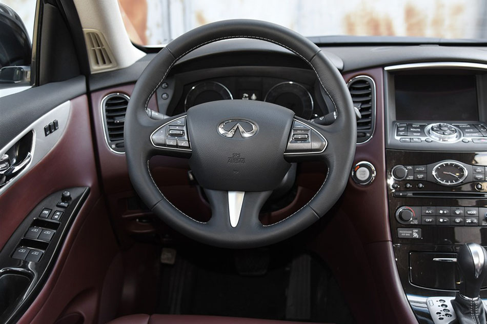 2015款 2.5L 豪华版 内饰