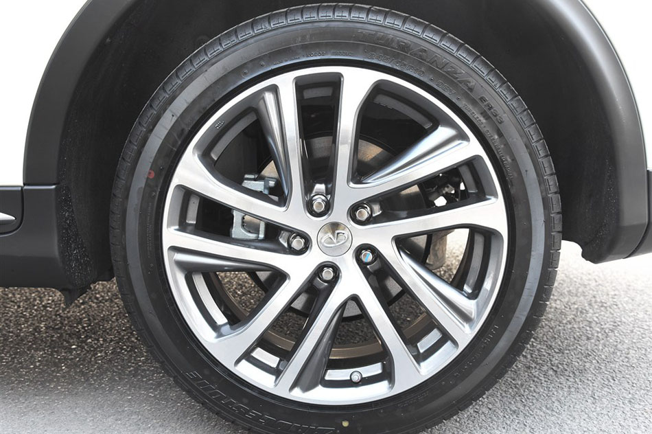 2015款 2.5L 豪华版 细节