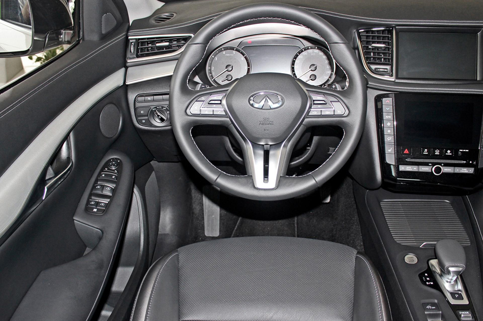 2018款 2.0T 两驱时尚版 内饰